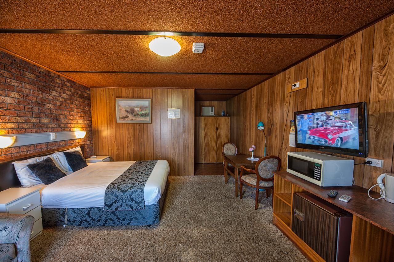 Heywood Motor Inn Exteriör bild